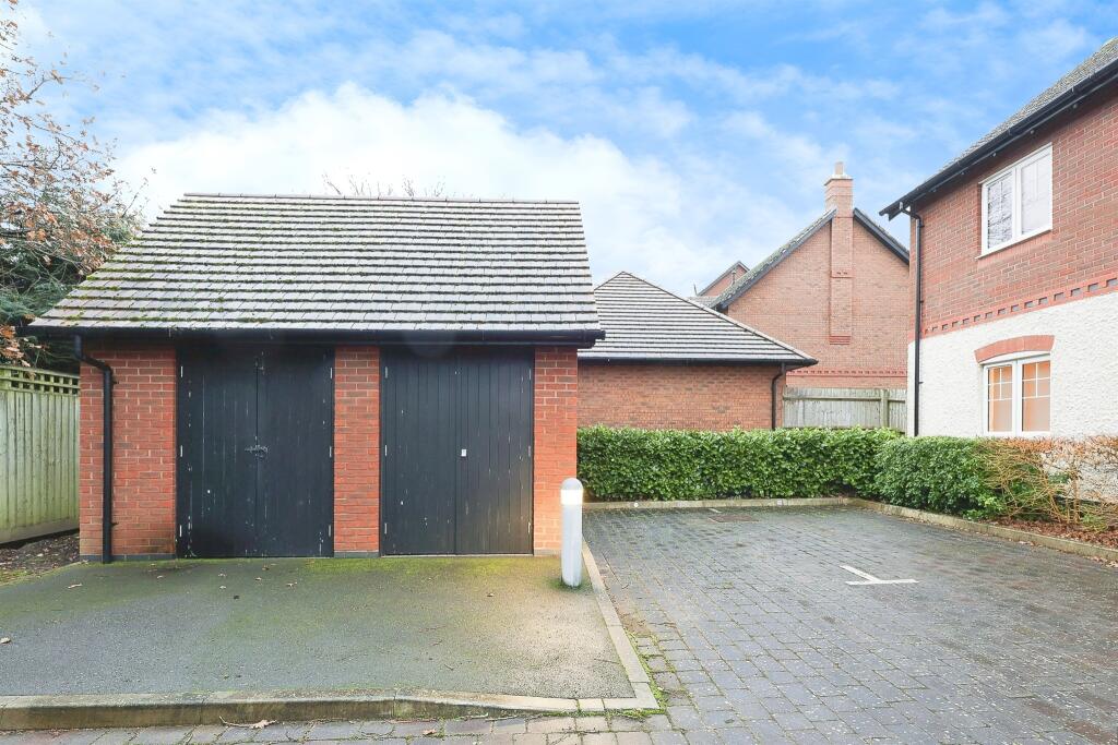 Additional property image - Drovers Close, Balsall Common, Coventry