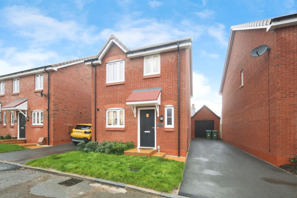 Main image of property: Hollyberry Way, Allesley, COVENTRY