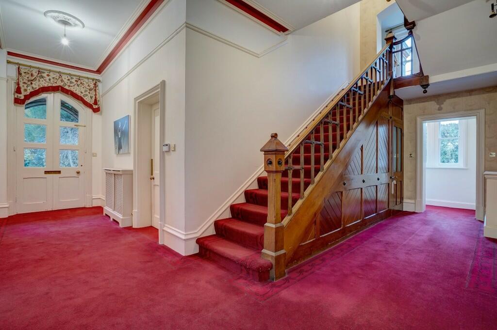 6 bedroom detached house for sale in Church Street, Horsford, NR10