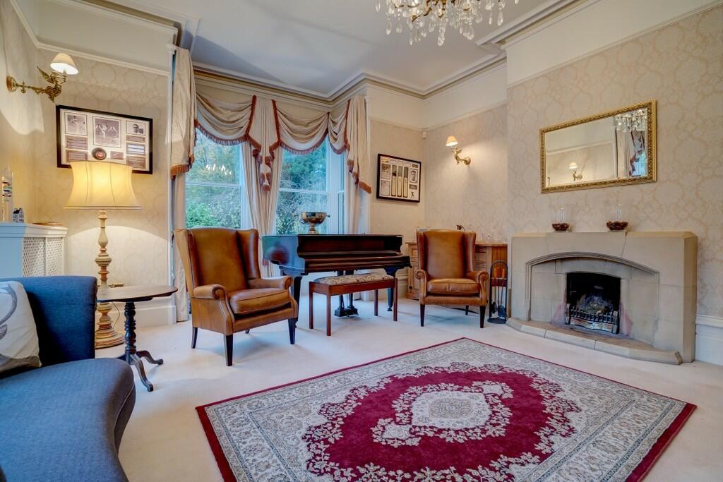 6 bedroom detached house for sale in Church Street, Horsford, NR10