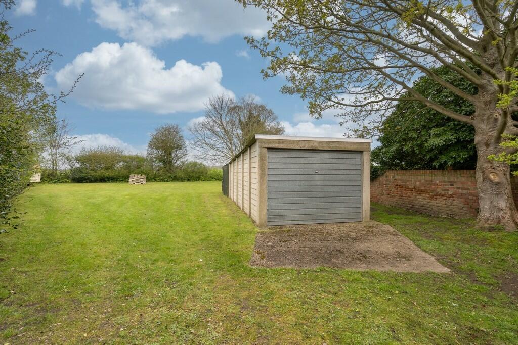 3 bedroom detached house for sale in Martham, NR29