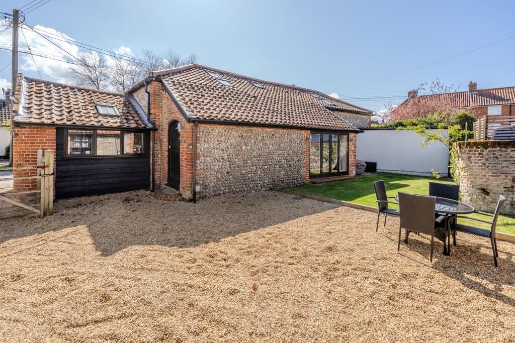 Main image of property: Aylmerton, Norwich