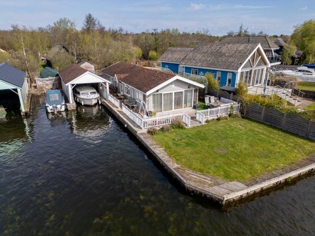 Main image of property: Crabbetts Marsh, Horning