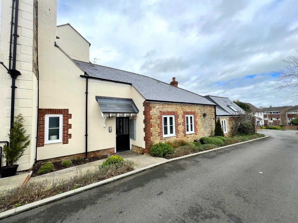 2 bedroom apartment for sale in Bromsgrove, Faringdon, Oxfordshire, SN7