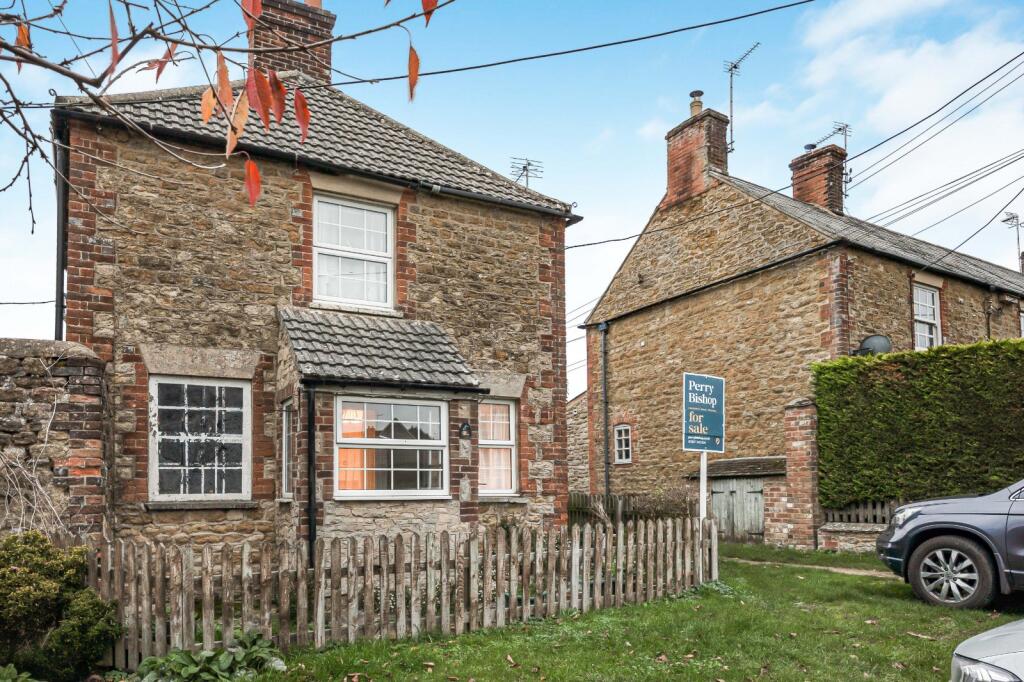 Main image of property: Lechlade Road, Faringdon, Oxfordshire, SN7