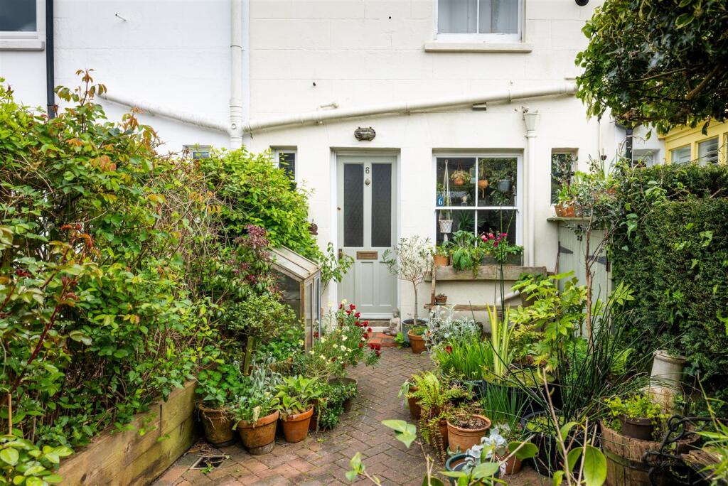 Main image of property: Barcombe, Lewes
