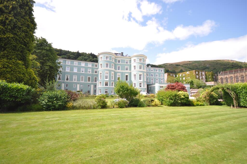 Main image of property: 26 Park View Apartments33 Abbey RoadMalvernWorcestershire
