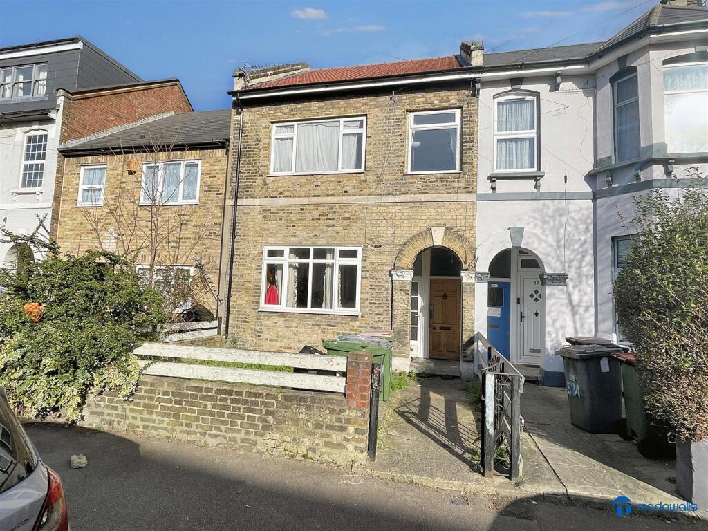 Main image of property: Selwyn Road, London