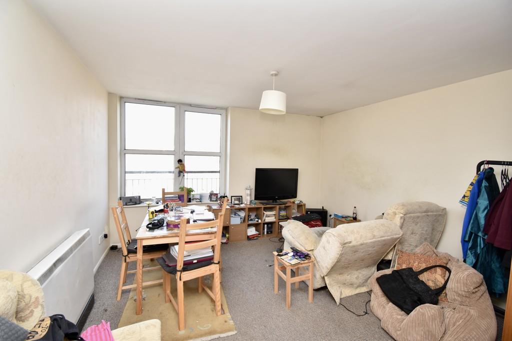2 bedroom apartment for sale in Brayford Wharf East, Lincoln, LN5