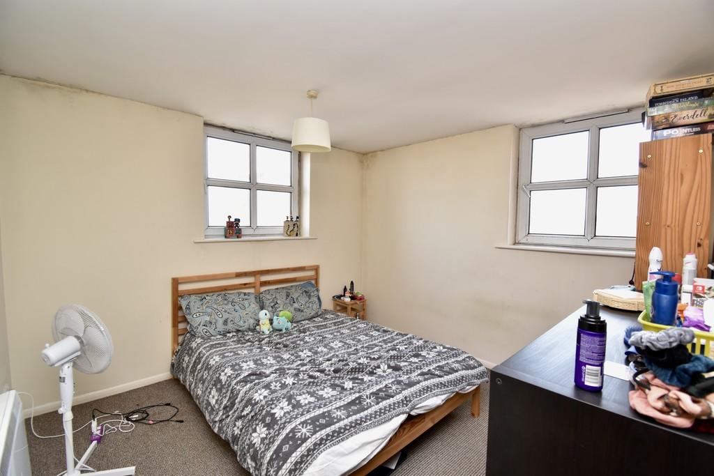2 bedroom apartment for sale in Brayford Wharf East, Lincoln, LN5