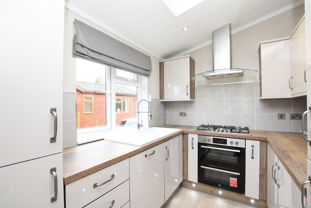 2 bedroom park home for sale in Burton Waters Lodges, Woodcock Lane