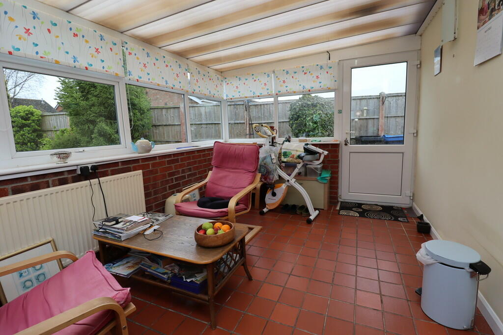 3 bedroom detached bungalow for sale in Hazel Grove, Welton, LN2