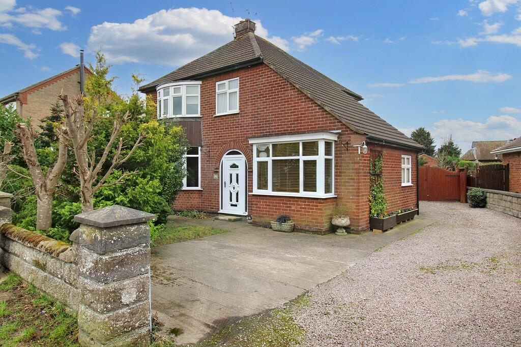 3 bedroom detached house for sale in Station Road, North Hykeham, LN6