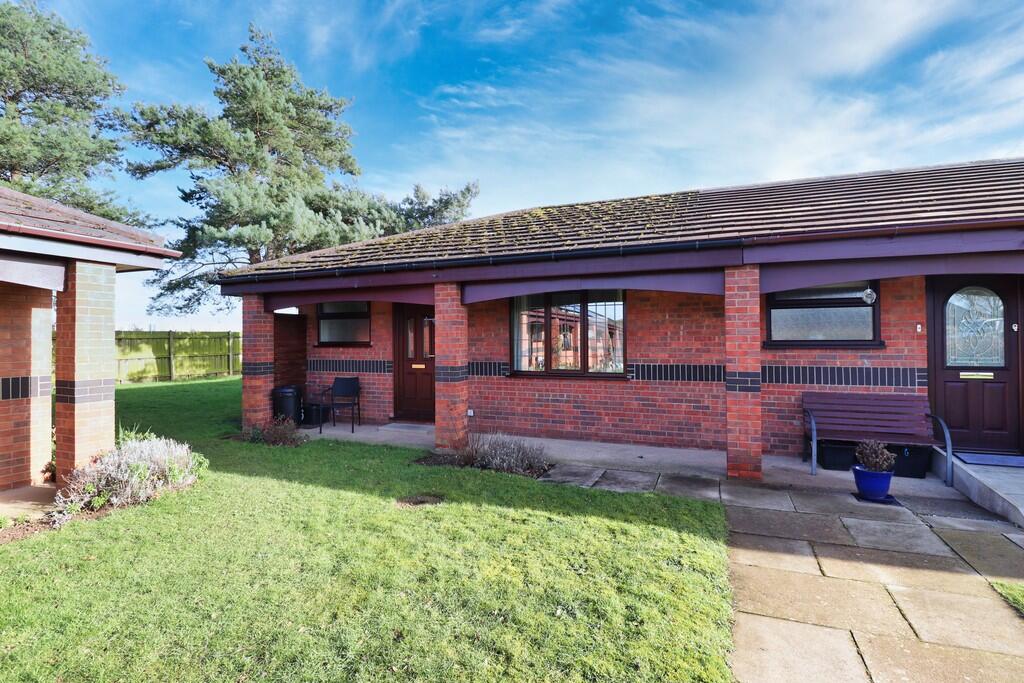 Main image of property: St. Claires Court, Lincoln