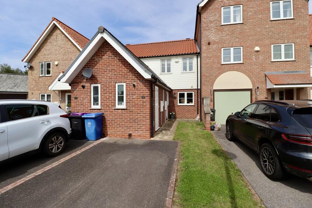 Main image of property: Park Lane, Burton Waters