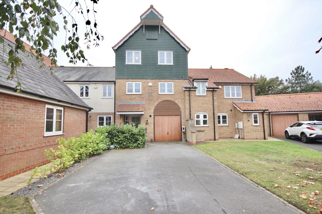 Main image of property: Park Lane, Burton Waters