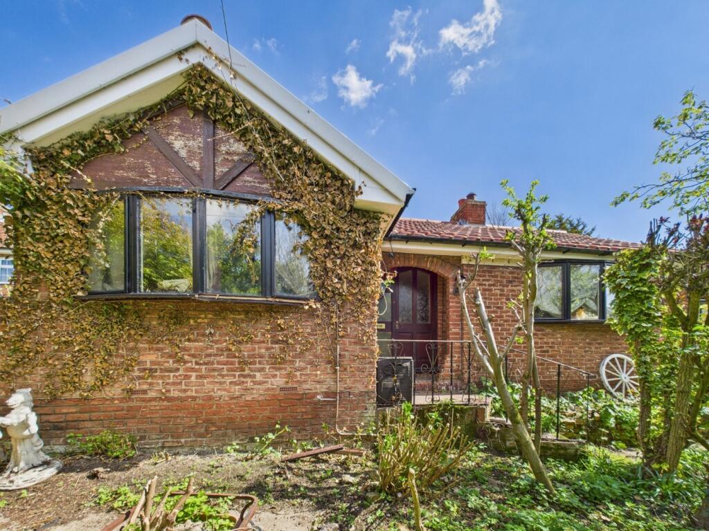 Main image of property: Skipsea Road, Beeford, YO25 8AL