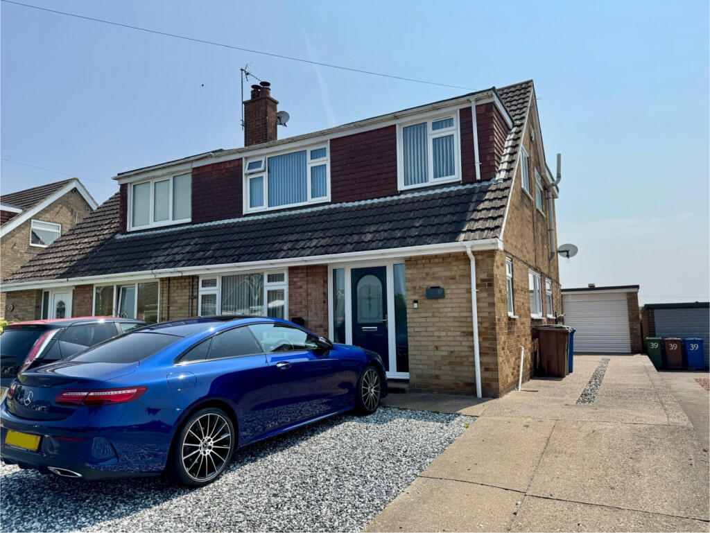 Main image of property: Cawood Drive, Skirlaugh, HU11 5EL