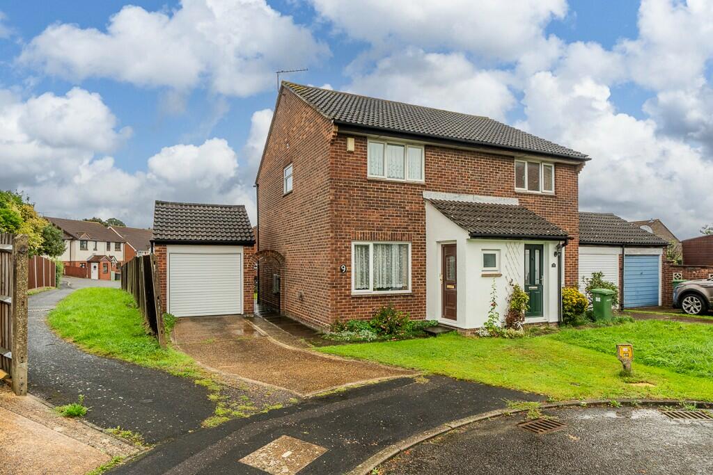 2 bedroom semidetached house for sale in Grace Dieu Gardens, Bursledon