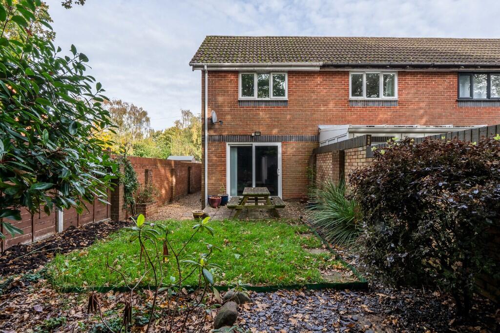 Main image of property: The Badgers, Netley Abbey, Hampshire, SO31