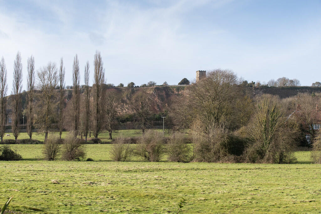 3 bedroom semidetached house for sale in Berry Avenue, Breedon On The Hill, DE73