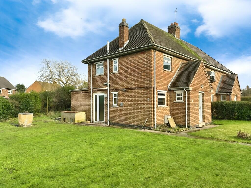 3 bedroom semidetached house for sale in Northfield Drive, Coalville, LE67