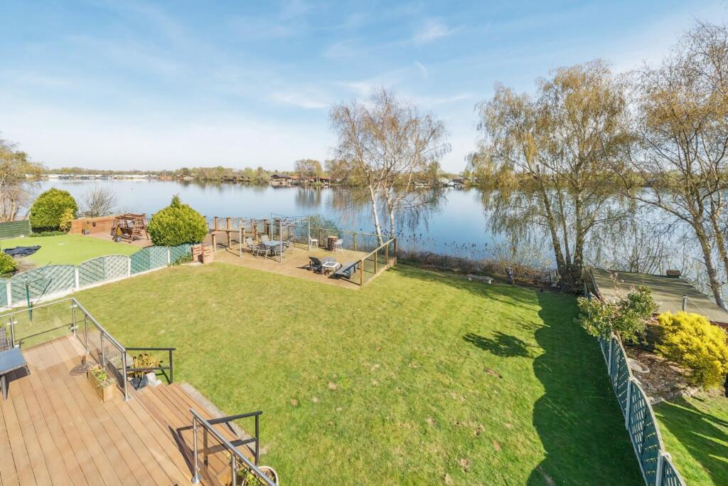 Main image of property: Tattershall Lakes Country Park, Sleaford Road, Tattershall, Lincoln