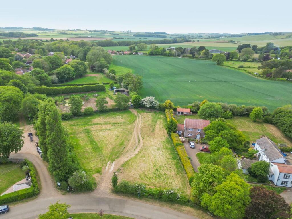 Main image of property: East Road, Tetford