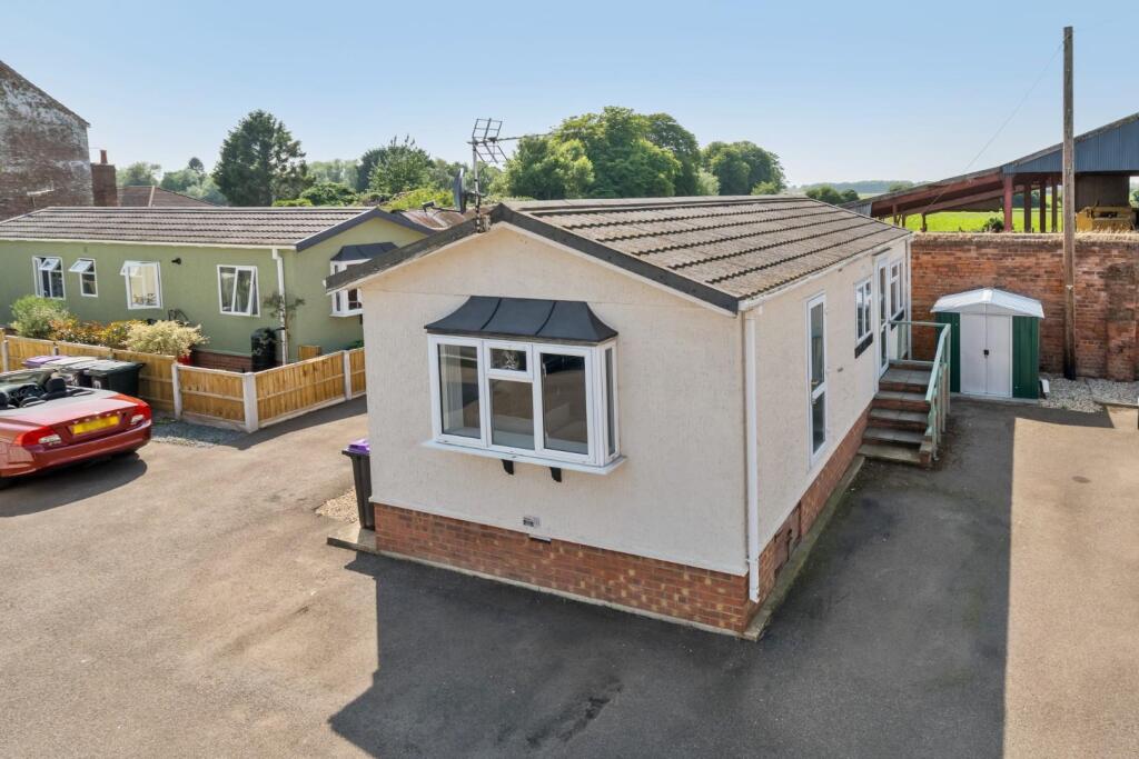 Main image of property: Lodge Park Homes, Market Place, Tattershall, LN4 4LH
