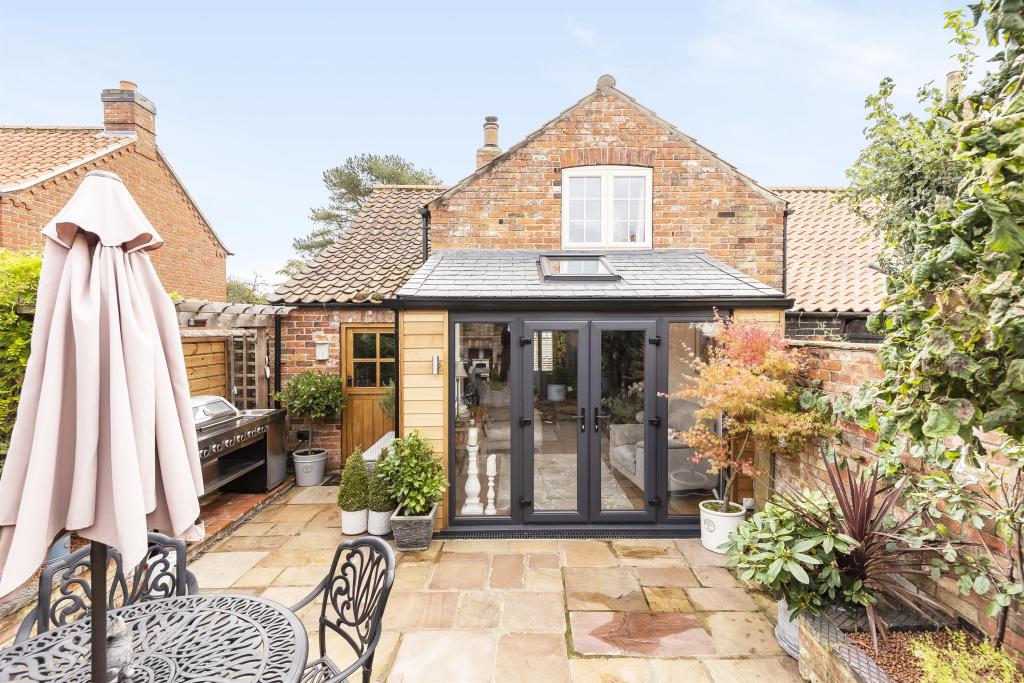 3 bedroom cottage for sale in off Dovecote Lane, South Road, Tetford