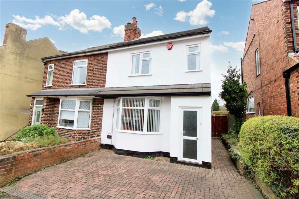 2 bedroom semidetached house for sale in Lynncroft, Eastwood