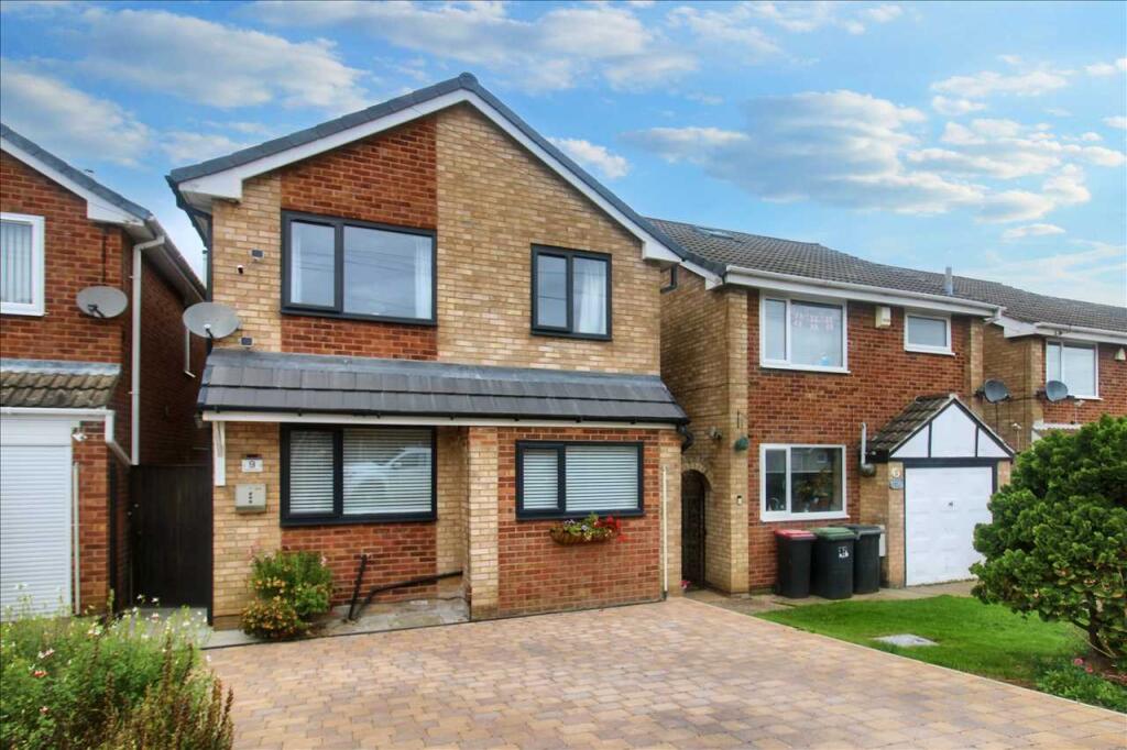 3 bedroom detached house for sale in Hackworth Close, Newthorpe ...