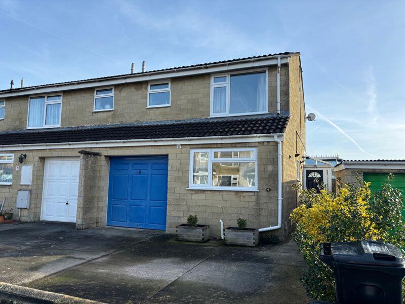 3 bedroom end of terrace house for sale in Blackmore Drive, Bath, BA2