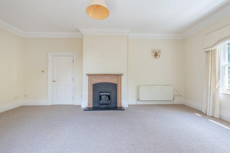 Additional property image - Trossachs Drive, Bath