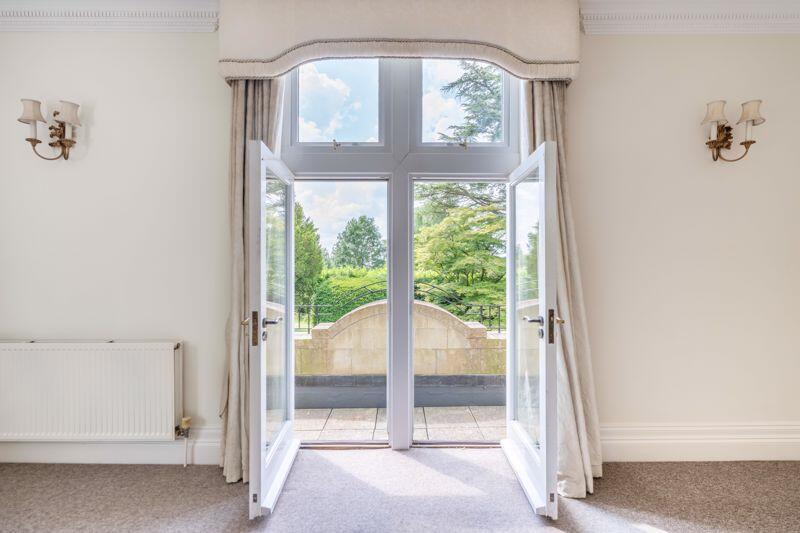 Additional property image - Trossachs Drive, Bath