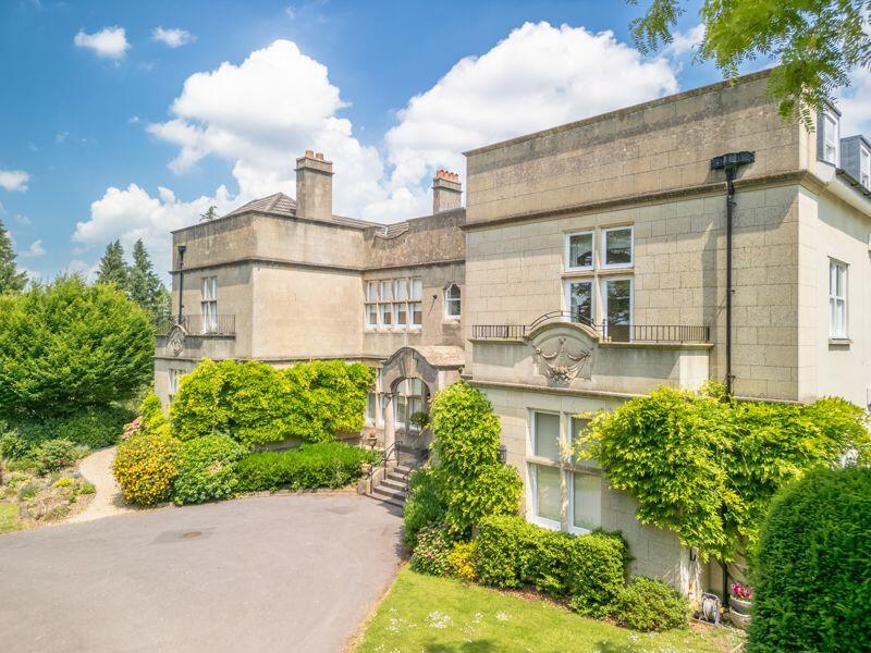 Additional property image - Trossachs Drive, Bath