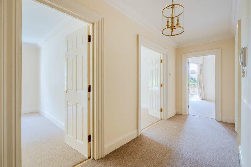 Additional property image - Trossachs Drive, Bath