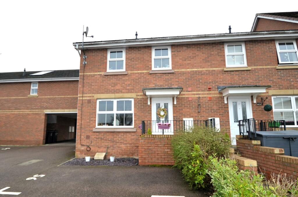 2 bedroom terraced house for sale in Olvega Drive, Buntingford, Hertfordshire, SG9 9FJ, SG9