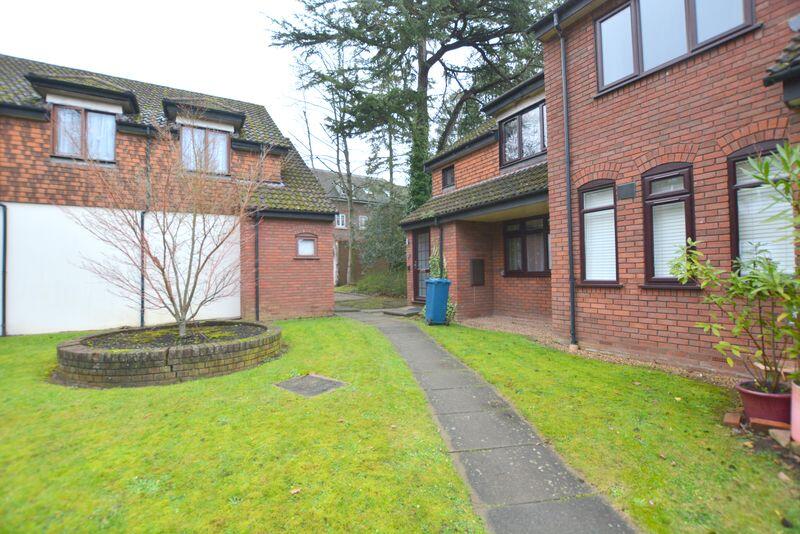 Main image of property: Oakdene Close, Hatch End