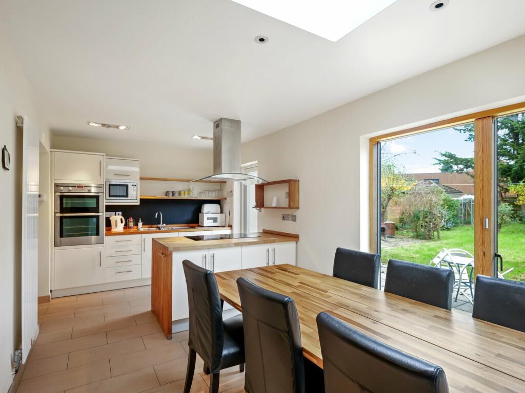 Main image of property: Fibbards Road, Brockenhurst, SO42