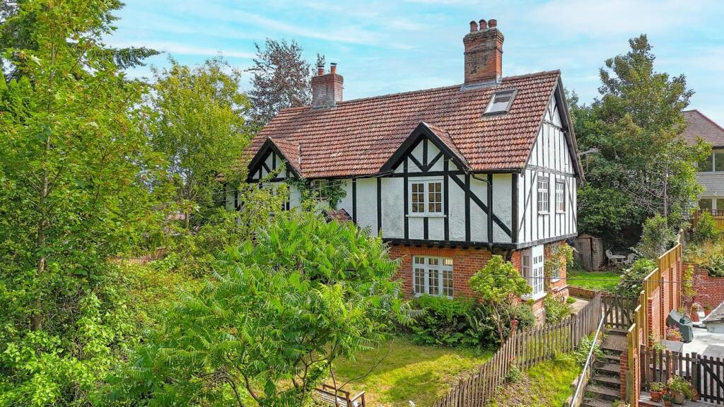 Main image of property: Pikes Hill, Lyndhurst, SO43