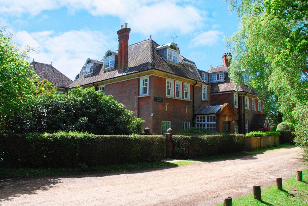 Main image of property:  Bank, Lyndhurst, SO43