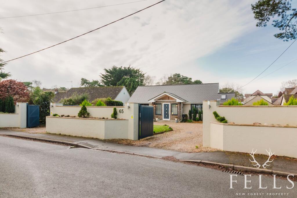 Additional property image - Braeside Road, St. Leonards, BH24