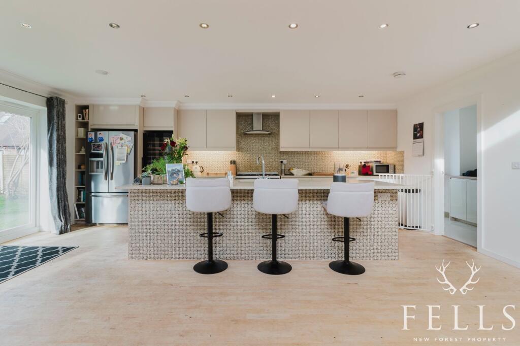 Additional property image - Braeside Road, St. Leonards, BH24