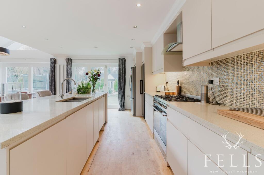 Additional property image - Braeside Road, St. Leonards, BH24