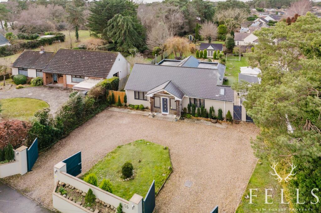 Additional property image - Braeside Road, St. Leonards, BH24