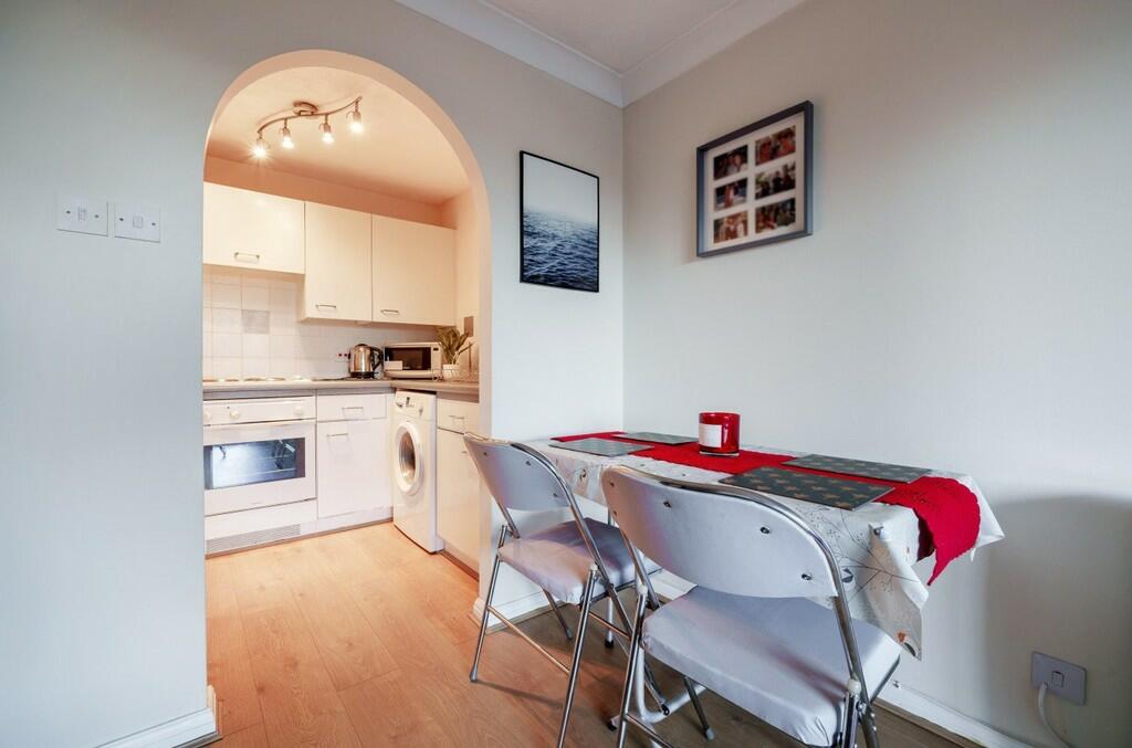 Additional property image - Edison Road, Welling, DA16 3JN