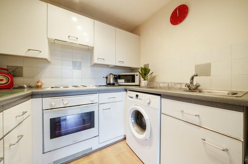 Additional property image - Edison Road, Welling, DA16 3JN
