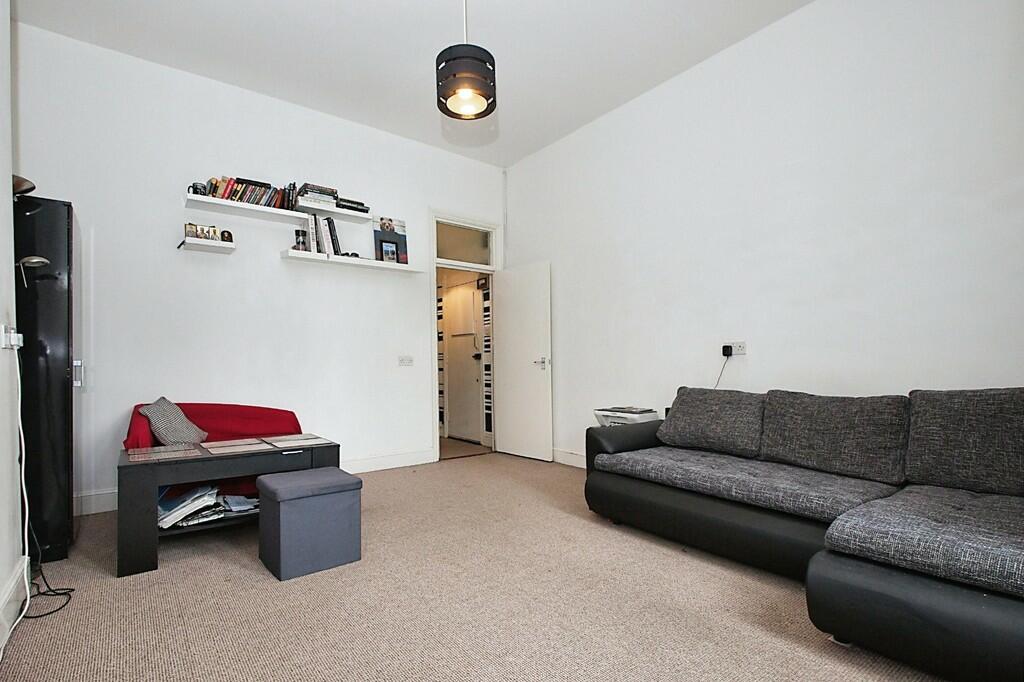 Additional property image - Station Road, Sidcup, DA15 7DY