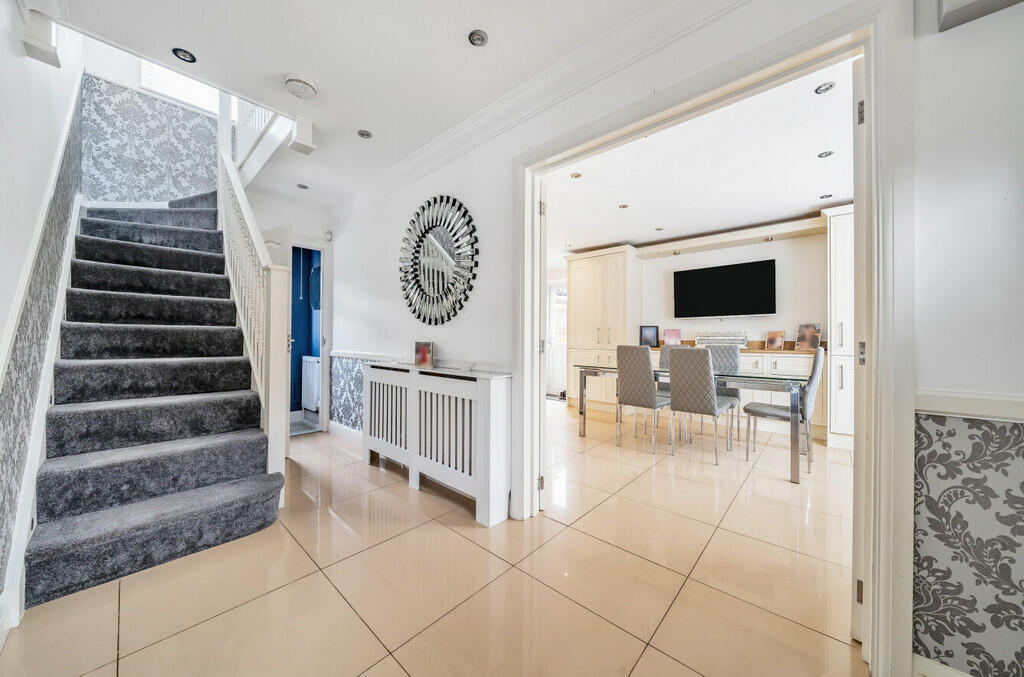 Additional property image - Marrabon Close, Sidcup, DA15 9EF
